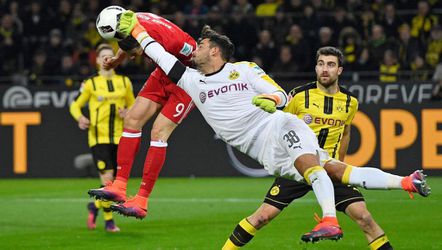Doelman Bürki moet 2 maanden toekijken bij Dortmund