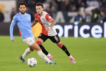 🎥 | Feyenoord-spelers gestoord in kleedkamer na afloop: 'Ze stampten op onze deur'