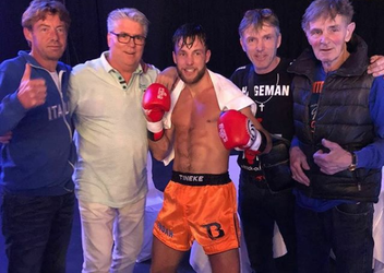 Kickbokser Robbie Hageman tekent bij Glory en mag debuut maken in Amsterdam