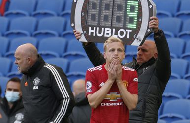 🎥 | Marco van Basten kraakt keuze van Donny van de Beek voor Manchester United