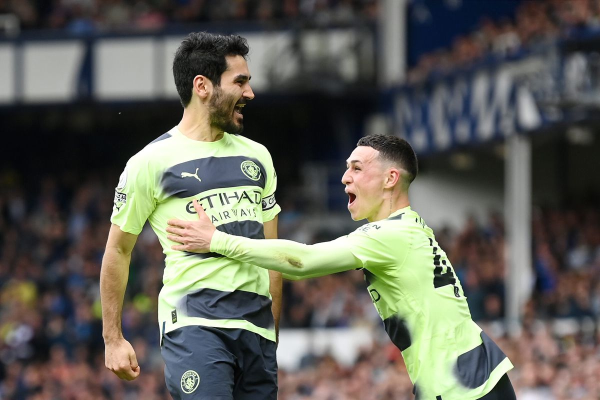 Ilkay Gündogan maakt in zijn eentje gehakt van Everton bij overtuigende winst Man City