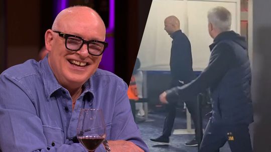  🎥 | Verbazing bij Vandaag Inside over José Mourinho: 'Dan hoop je dat John de Wolf een lik op zijn kin zou geven'