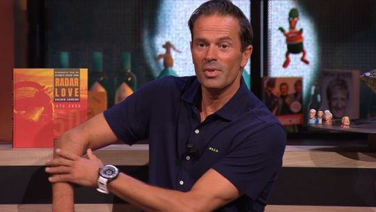 🎥 | Bas Nijhuis geeft uitleg over nieuwe regels over handsbal: 'Meer bescherming voor verdedigers'