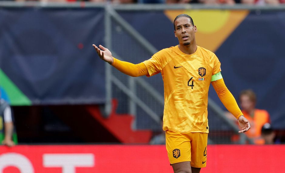 Virgil van Dijk in rep en roer: 'Schaam me hier gewoon voor'