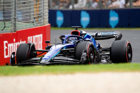 Alex Albon geschrapt uit uitslag kwalificatie, start zondag vanaf P20