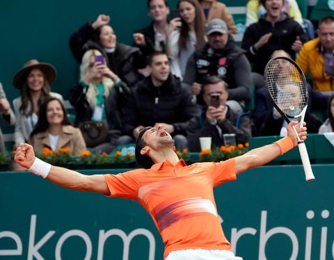 Novak Djokovic in Belgrado opnieuw met veel moeite langs landgenoot