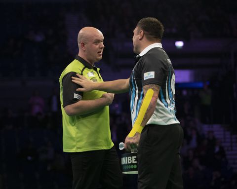 STEM! Wie kroont zich in Alexandra Palace tot wereldkampioen darts?