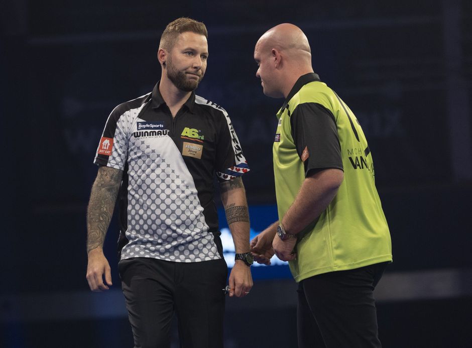 Michael van Gerwen en Danny Noppert shinen namens Nederland op World Cup of Darts