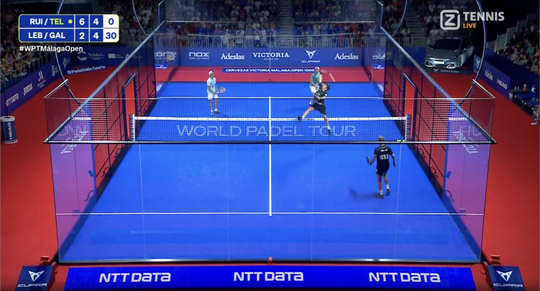 🎥 | Juan Tello tovert op Málaga Open met achterwaartse smash