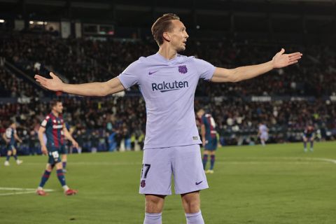 1 seizoen Luuk de Jong bij FC Barcelona: weinig goals, wel vaak beslissend