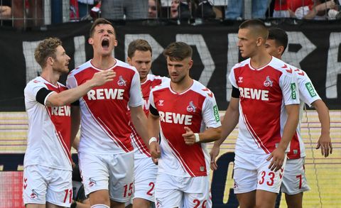 FC Köln wint beladen duel van Schalke 04: assist Ouwejan helpt gepromoveerde Koningsblauen niet
