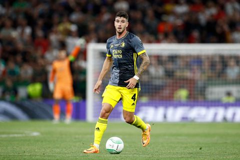 'Bournemouth in gesprek met Feyenoord over Marcos Senesi'