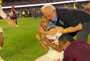 🎥 | Ajax-beul Lucas Moura jankt tranen met tuiten na eerste prijs voor Sao Paulo na 11 jaar