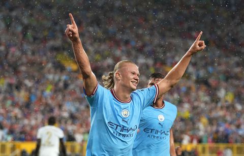 Phil Foden denkt dat Erling Haaland 'niet te stoppen' zal zijn bij Manchester City: 'Hij is eng'