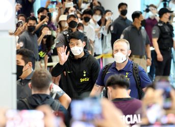 🎥 | Heung-min Son ontvangt eigen ploeg op vliegveld in Zuid-Korea