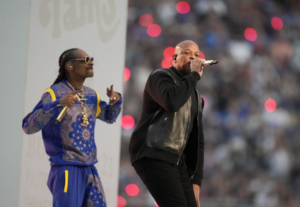 Dr. Dre had schijt aan oproep NFL: raplegende zong 'verboden lyric' toch