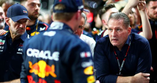 🎥  | F1-fans maken Jos Verstappen af na koele reactie op Perez' zege