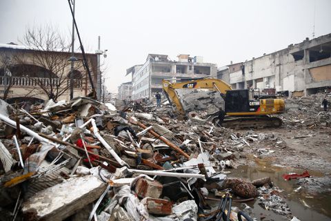 Voetballer uit Deventer (26) onder het puin in Turkije