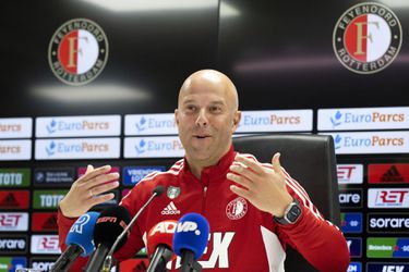 🎥👑 | Feyenoord-fans opgelet: check HIER dé persconferentie van Arne Slot