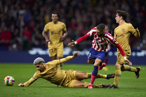 'Supermakelaar wil Yannick Carrasco bij Barcelona stallen in ruil voor Memphis Depay'