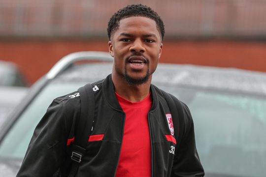 'Ajax ziet in déze Engelse topschutter de ideale concurrent voor Brian Brobbey'