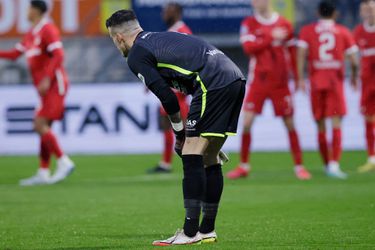 RKC-doelman Etienne Vaessen verslaapt zich en mag niet meedoen in de wedstrijd tegen NEC