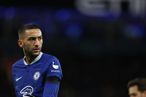 Broer Ziyech sneert in vernietigende posts naar Hakim: 'De snus heeft niet alleen je tanden aangetast'