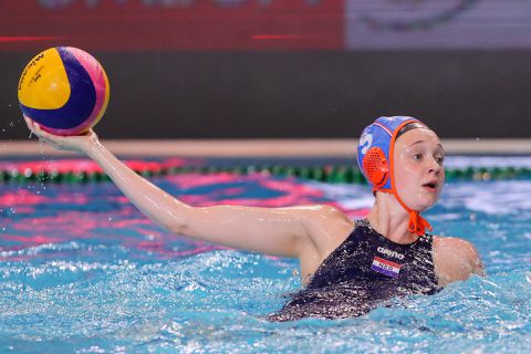 Waterpolosters moeten zich melden in tussenronde na nederlaag tegen Verenigde Staten