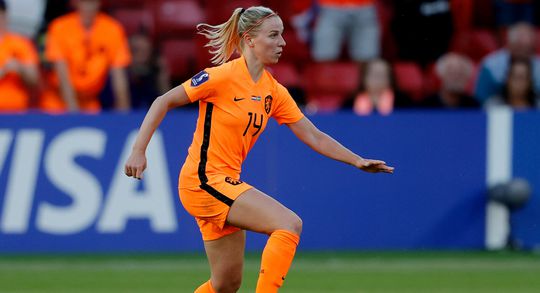 Gelukje voor de Oranje Leeuwinnen: Jackie Groenen sluit weer aan bij de selectie