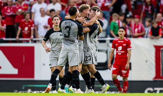 AZ piekt in Bergen pas in penaltyreeks en bereikt met moeite groepsfase Conference League
