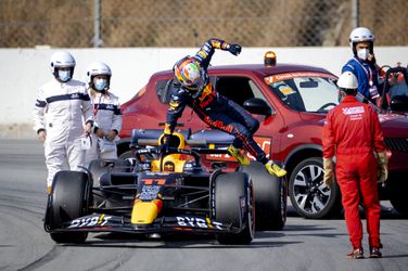 Problemen met de versnellingsbak van Sergio Perez tijdens dag 2 van de wintertesten