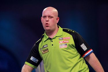 WHITEWASH! Michael van Gerwen en Lisa Ashton hebben een vluggertje: klaar binnen 10 minuten