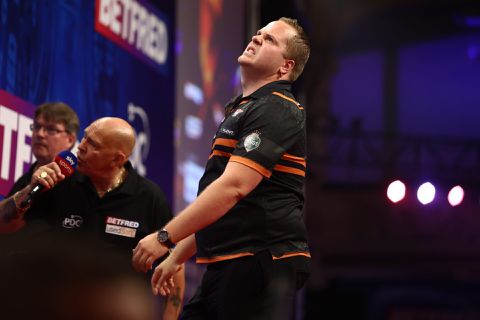 🎥​ | Belgian Darts Open: Noppert in kwartfinales, Zonneveld en Van Duijvenbode uitgeschakeld