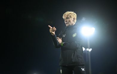 Vrouwenfriendly Ierland tegen Colombia wordt al na 20 minuten gestopt