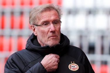 Ook bij PSV vertrekken commissarissen: Hans van Breukelen draagt het stokje over