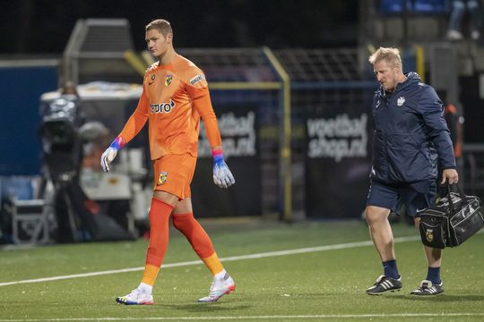 Vitesse-keeper Kjell Scherpen ondergaat knieoperatie en is tijdje niet beschikbaar