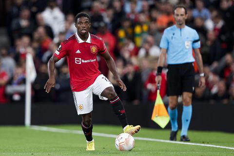 Dit zijn de opstellingen der beide elftallen voor de Manchester-derby