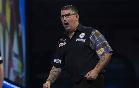 Gary Anderson vliegt bij 3-0 achter en voltooit tegen Ian White zoveelste comeback op dit WK