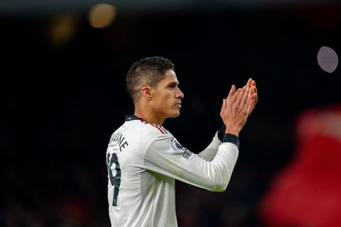 Raphaël Varane zegt adieu tegen Frans elftal: 'Jongere generatie verdient een kans'