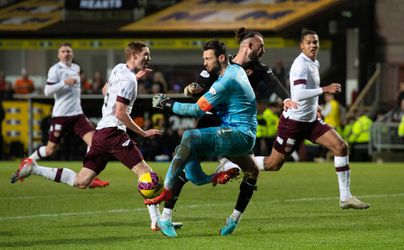 🎥🤢 | Niet kijken voor het kerstmaal! Craig Gordon loopt afschuwelijke beenbreuk op