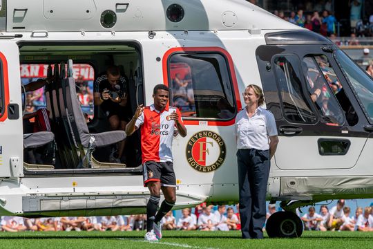 Feyenoorder Javairô Dilrosun is net terug in Nederland en werd door politie aangehouden: 'Had ik nog nooit meegemaakt'