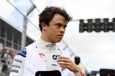 Ricciardo voor De Vries? 'Nederlander krijgt tot GP van Spanje om zich te bewijzen'