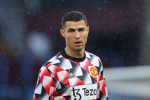 'Cristiano Ronaldo verwijderd uit WhatsApp-groep Manchester United; dit zijn de 2 groepsbeheerders'
