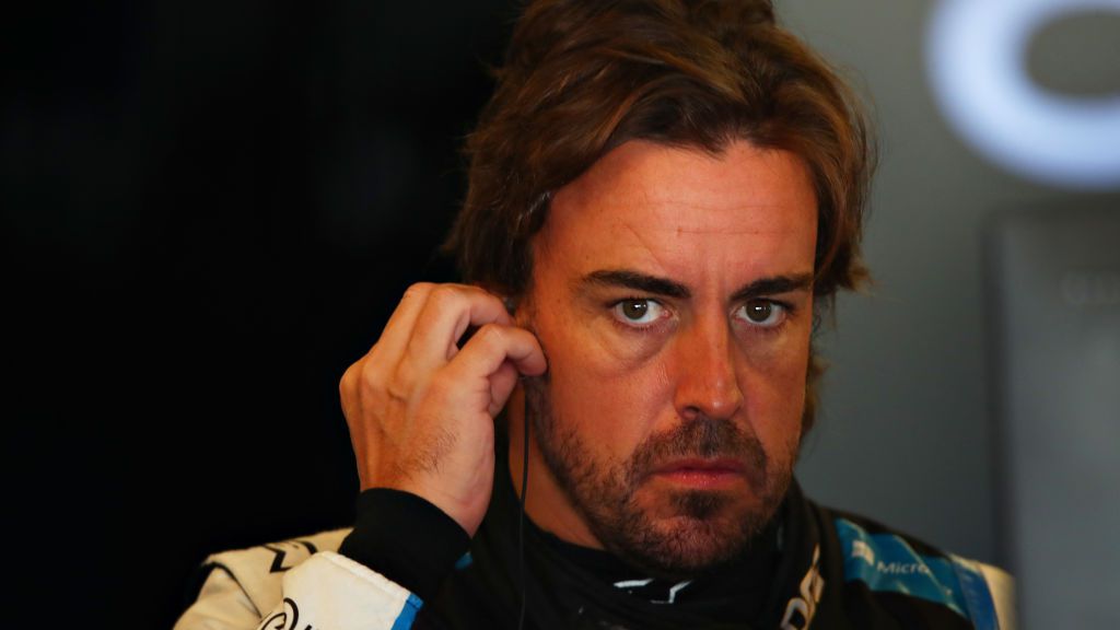 Fernando Alonso moet weer een kaakoperatie ondergaan