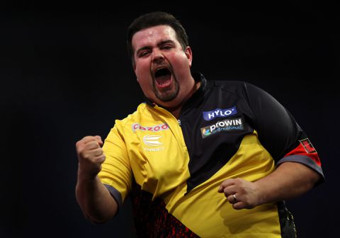 Gabriel Clemens is eerste Duitse kwartfinalist WK darts ooit: met gemak langs Alan Soutar