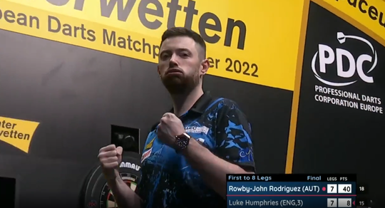 🎥 | Sensatie bij European Darts Matchplay! Humphries wint na 4-0-achterstand van Rodriguez in spannende finale