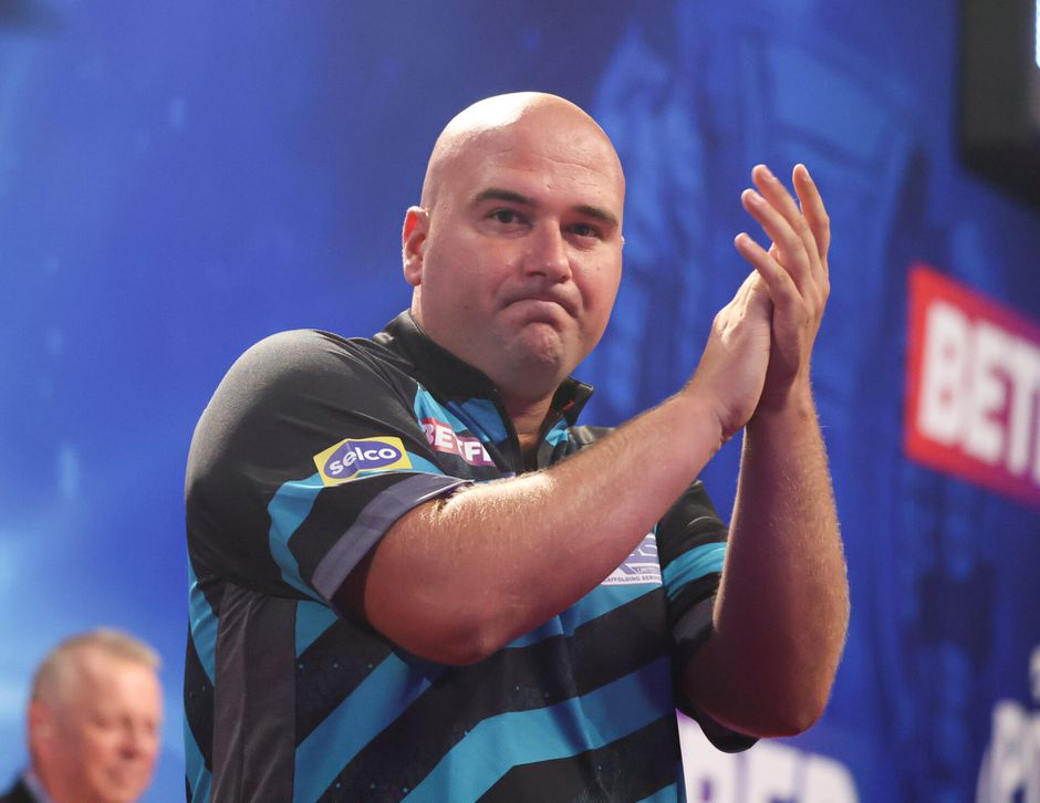 Rob Cross kapt dartspartijtje vroegtijdig af tegen Belg: 'Hij had geen zin meer'