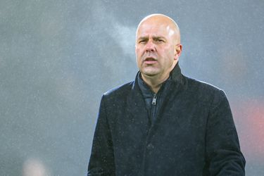 Slot tóch chagrijnig ondanks simpel avondje voor Feyenoord: 'Blij dat zij met 10 man stonden'
