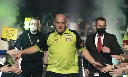 TV-gids WK darts 2023: hier kijk je alle dartsduels in Alexandra Palace