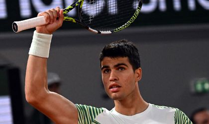 1e halve finale van Roland Garros 2023 gaat tussen Carlos Alcaraz en Novak Djokovic